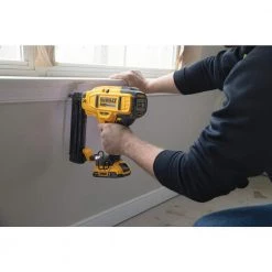 DEWALT 20-Volt Max Lithium-Ion 18-Gauge Cordless Brad Nailer Kit -Air Compressors Shop dewalt brad nailers dcn680d1 fa 1000