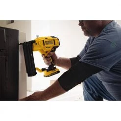 DEWALT 20V MAX Lithium-Ion 18-Gauge Cordless Brad Nailer Kit and 20V MAX Cordless Compact Drill/Driver -Air Compressors Shop dewalt brad nailers dcn680d1w dcd780b 40 1000