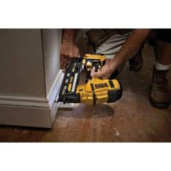 DEWALT 20-Volt Max 16-Gauge Cordless Angled Finish Nailer Kit -Air Compressors Shop dewalt finishing nailers dcn660d1 d4 1000
