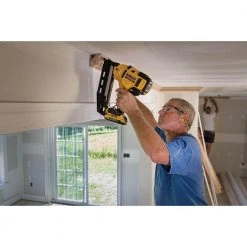 DEWALT 20-Volt Max 16-Gauge Cordless Angled Finish Nailer Kit -Air Compressors Shop dewalt finishing nailers dcn660d1 fa 1000