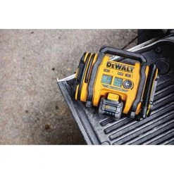 DEWALT 20-Volt MAX Inflator (Tool-Only) -Air Compressors Shop dewalt inflators dcc020ib 31 1000