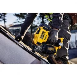 DEWALT 20-Volt MAX Lithium-Ion 15-Degree Cordless Roofing Nailer Kit with Battery 2.0 Ah Charger and Bag -Air Compressors Shop dewalt roofing nailers dcn45rnd1 31 1000