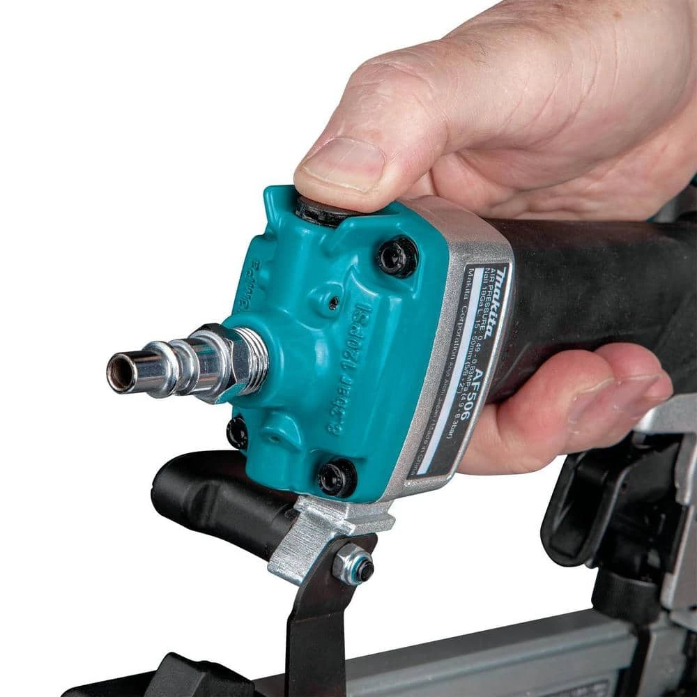 Makita Pneumatic 2 in. 18-Gauge Brad Nailer 3 Makita Pneumatic 2 in. 18-Gauge Brad Nailer - Image 3