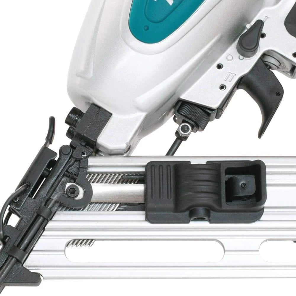 Makita Pneumatic 15-Gauge, 2-1/2 in. Angled Finish Nailer 11 Makita Pneumatic 15-Gauge, 2-1/2 in. Angled Finish Nailer - Image 11