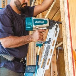 Makita 3-1/2 in. 21° Pneumatic Full Round Head Framing Nailer -Air Compressors Shop makita framing nailers an924 76 1000
