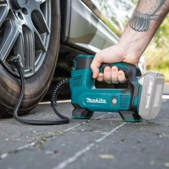 Makita 18-Volt LXT Lithium-Ion Cordless Inflator (Tool-Only) -Air Compressors Shop makita inflators dmp180zx 76 1000