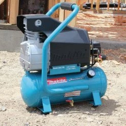 Makita 2.6 Gal. 2 HP Portable Electrical Hot Dog Air Compressor -Air Compressors Shop makita portable air compressors mac700 44 1000