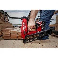Milwaukee M18 FUEL 3-1/2 in. 18-Volt 21-Degree Lithium-Ion Brushless Cordless Framing Nailer (Tool-Only) 25 Milwaukee M18 FUEL 3-1/2 in. 18-Volt 21-Degree Lithium-Ion Brushless Cordless Framing Nailer (Tool-Only) -Air Compressors Shop milwaukee framing nailers 2744 20 44 1000
