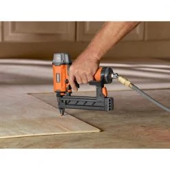 RIDGID Pneumatic 18-Gauge 1-1/2 in. Finish Stapler and 18-Gauge 2-1/8 in. Brad Nailer Kit -Air Compressors Shop ridgid air tool kits r692sben 1f 1000