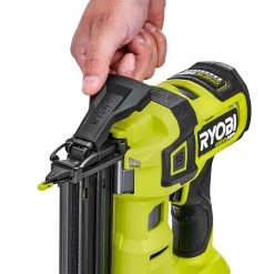 RYOBI ONE+ HP 18V 18-Gauge Brushless Cordless AirStrike Brad Nailer and ONE+ 18V HIGH PERFORMANCE Battery (2-Pack) -Air Compressors Shop ryobi brad nailers p322 pbp2004 c3 1000